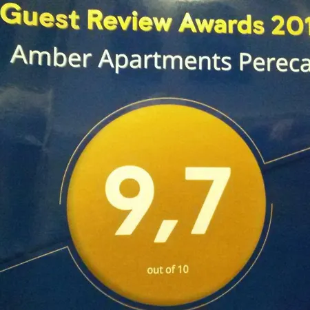 Amber Pereca * Warsaw